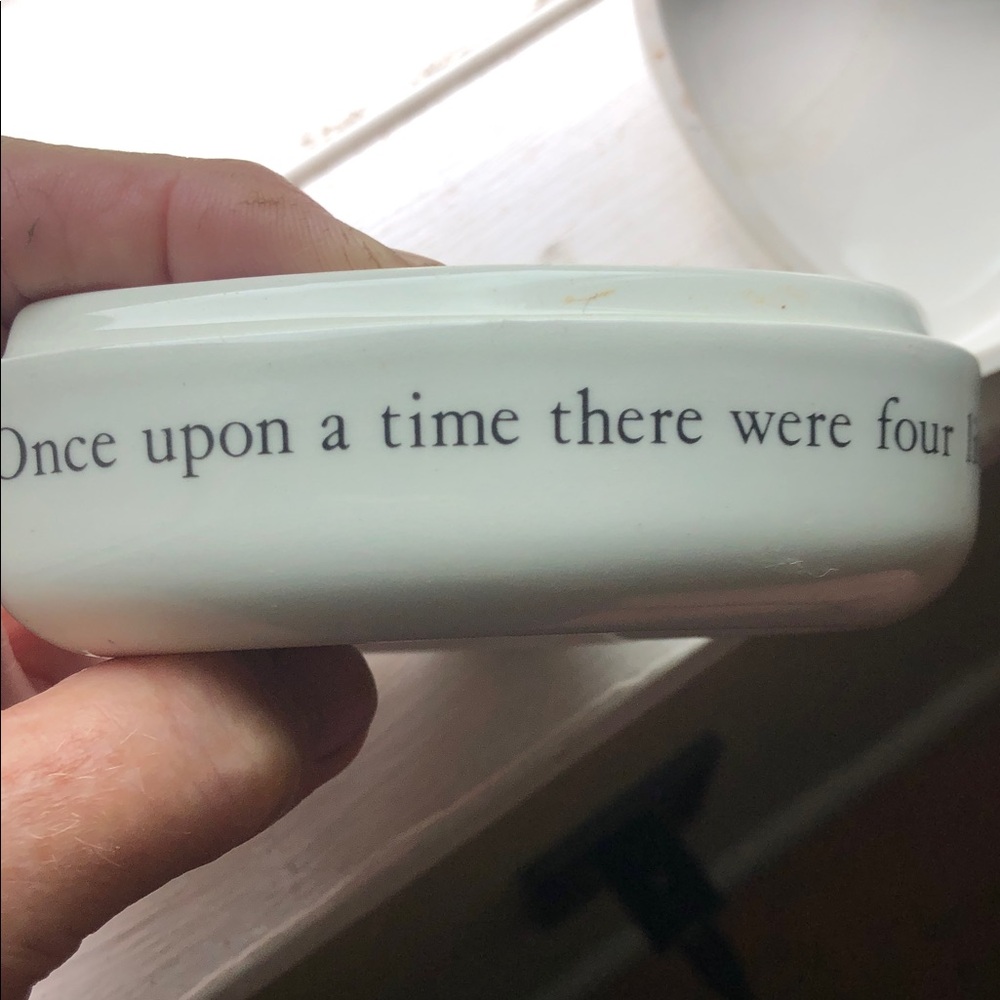 Wedgewood porcelain bunny box - Picture 5 of 9